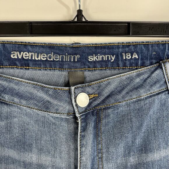 Avenue Embellished Jeans Women Size 18A Skinny Blue Denim Ankle Pants - Picture 4 of 6